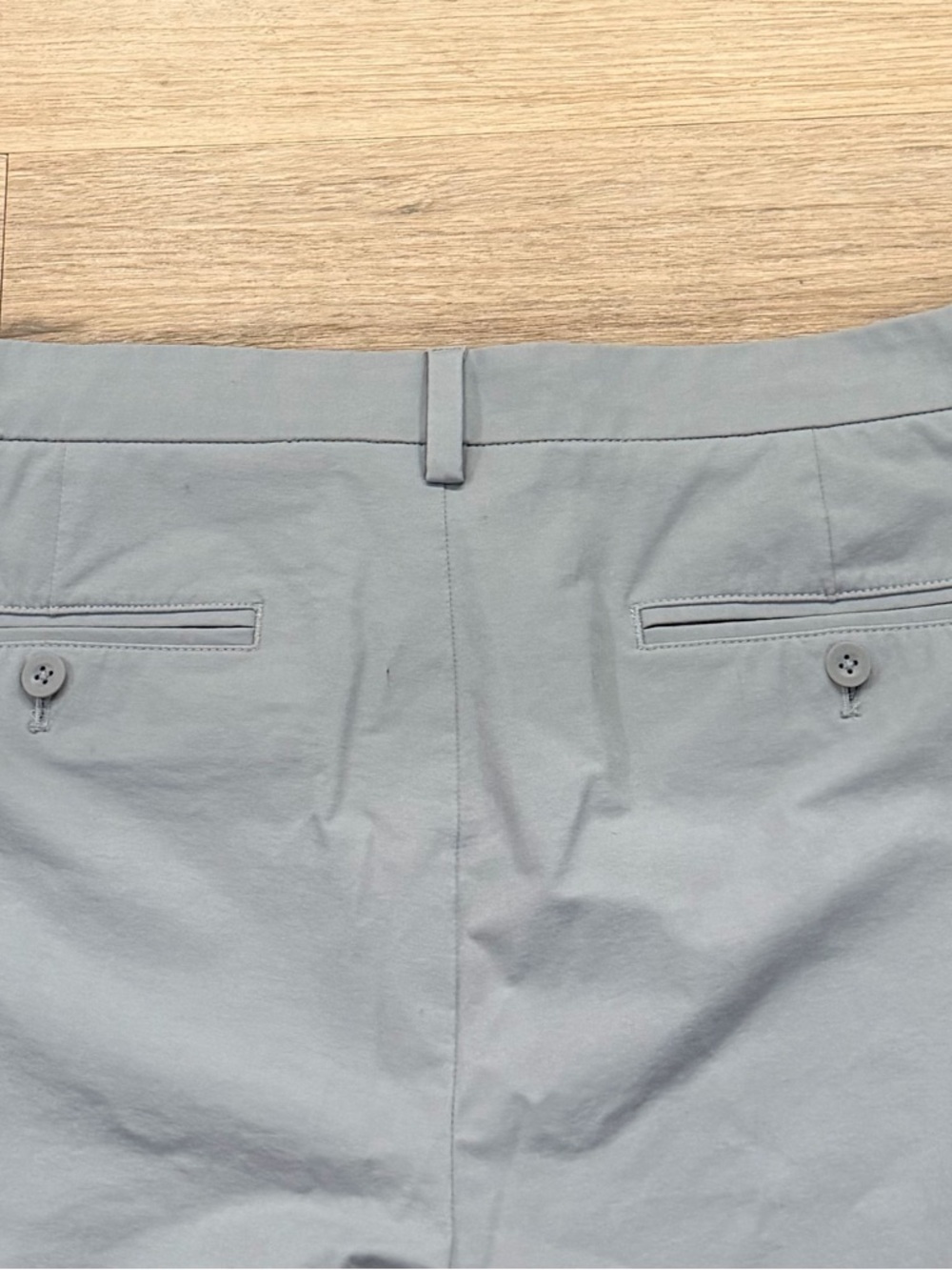 Vineyard Vines On The Go Men’s Gray Flat-Front Performance Golf Shorts size 36 - Picture 5 of 6
